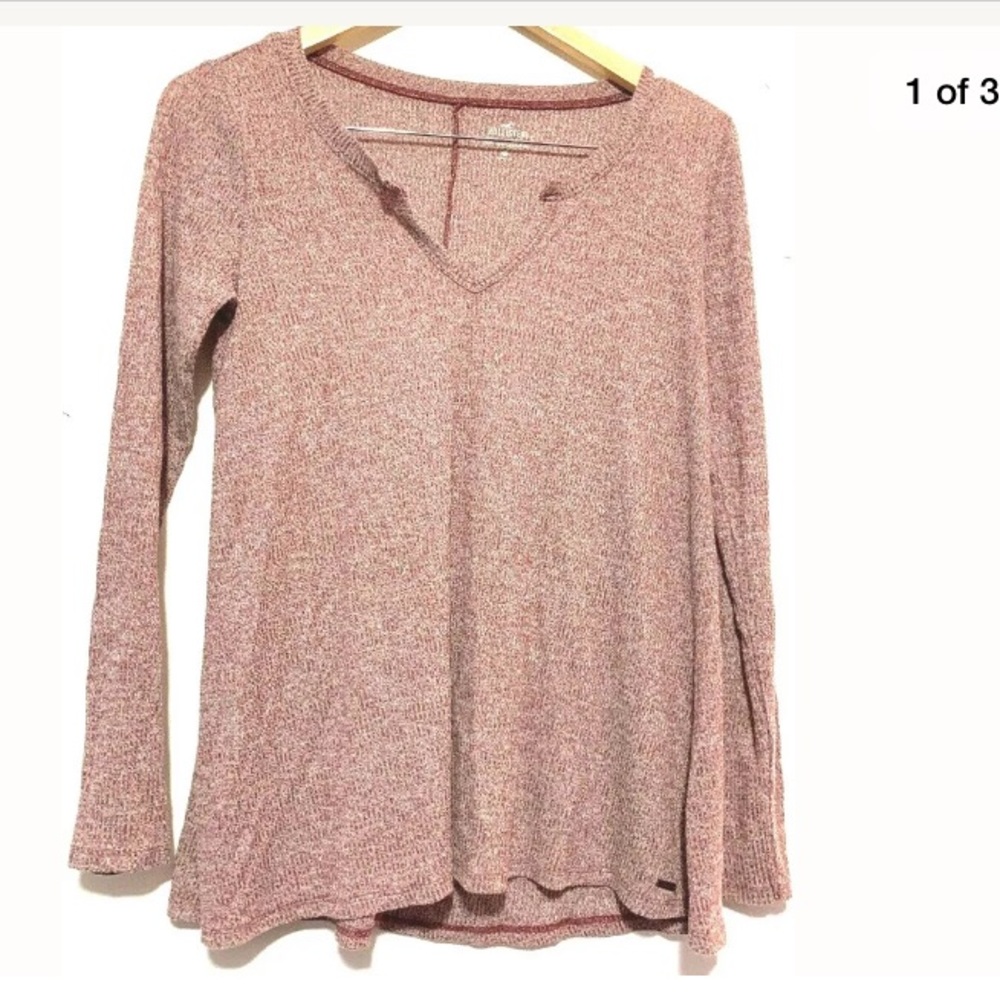 Hollister Flowy Maroon/Red V-Cut Longsleeve Top.